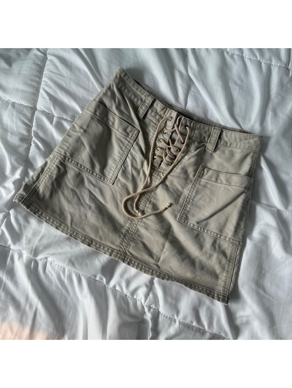 american eagle outfitters beige skirt y2k 2000s size 0
